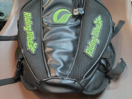 リアシートバッグ